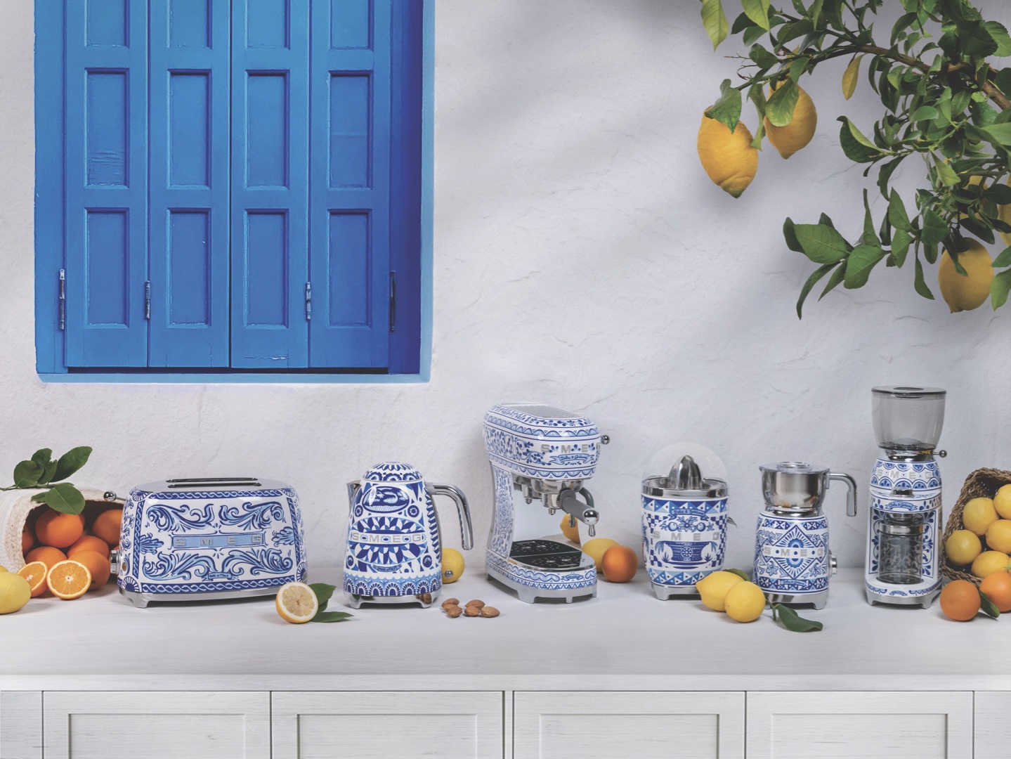 Smeg teams up with Dolce&Gabbana to unveil the exclusive Blu Mediterraneo collection